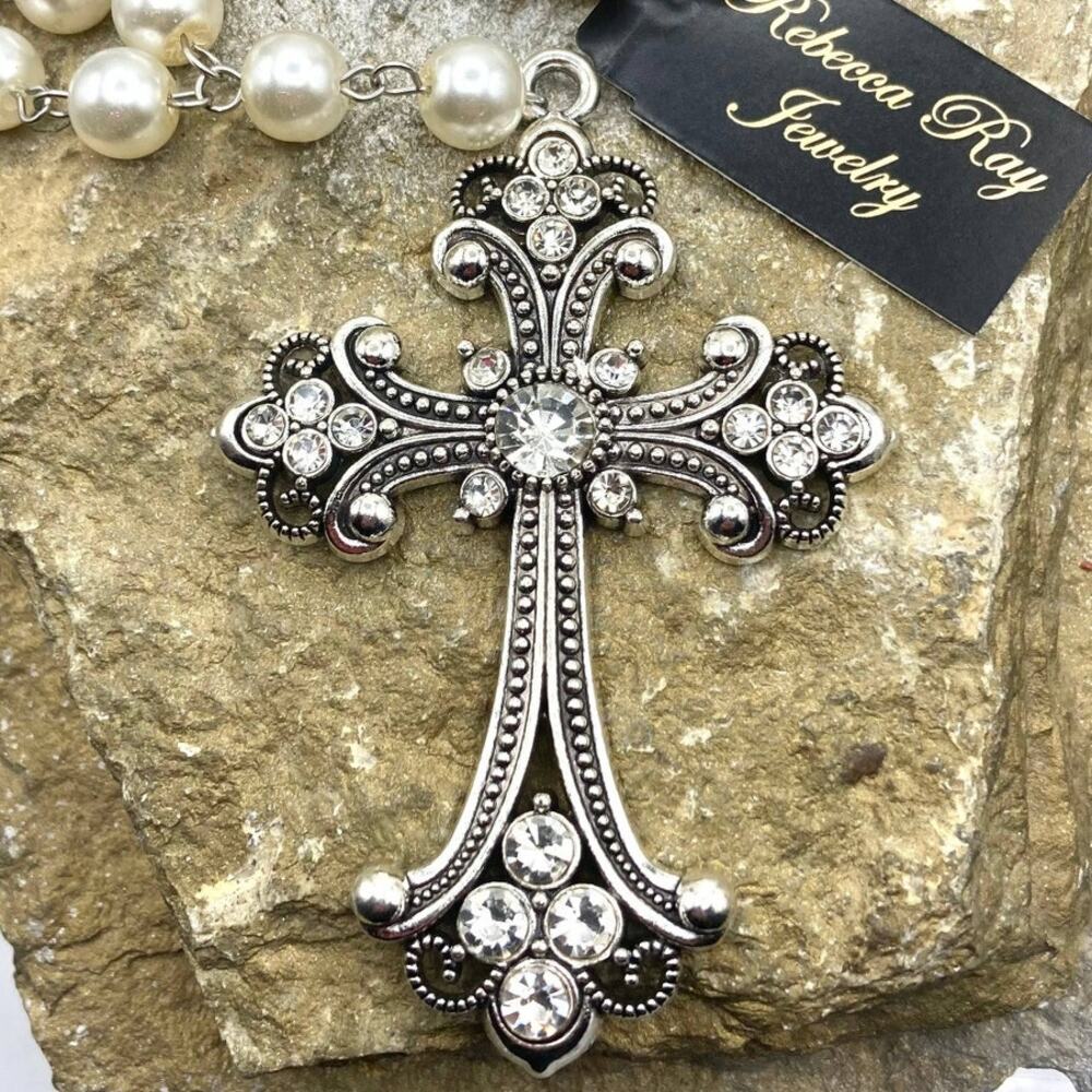 Vintage Look Pearl Beaded Cross Necklace | 18"